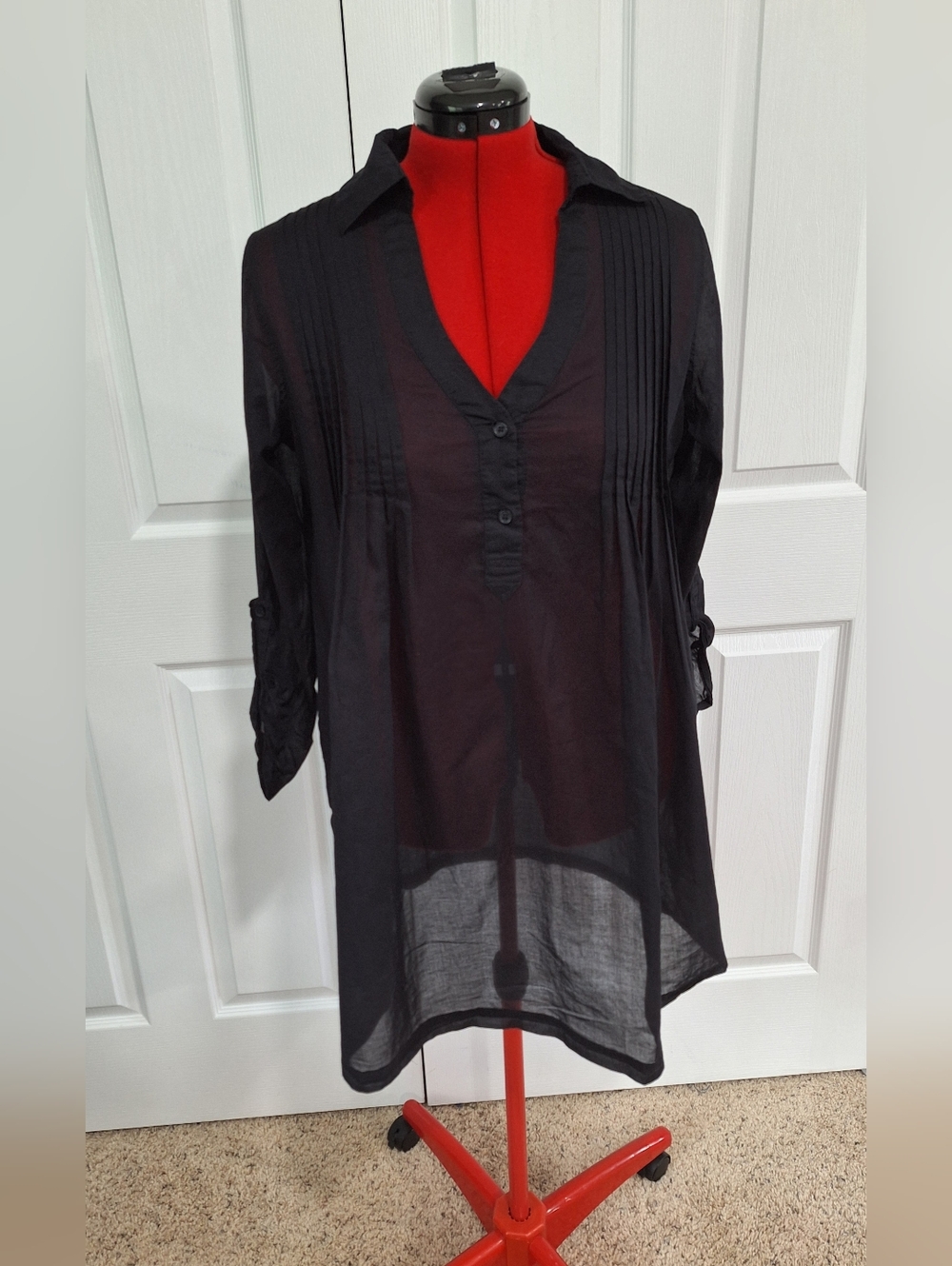 Kenneth Cole Reaction Black Sheer Pintuck V-Neck Tunic